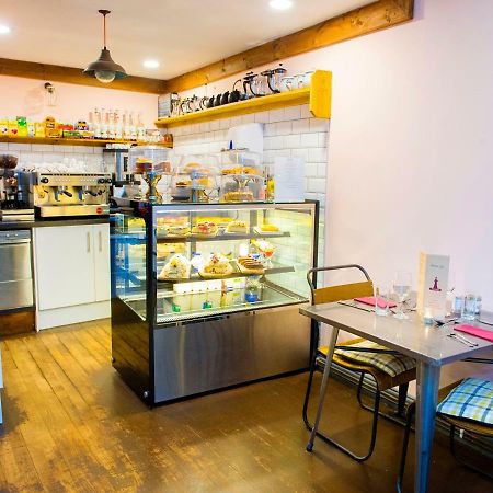 Nik The Greek Bed & Breakfast Бъри Порт Екстериор снимка