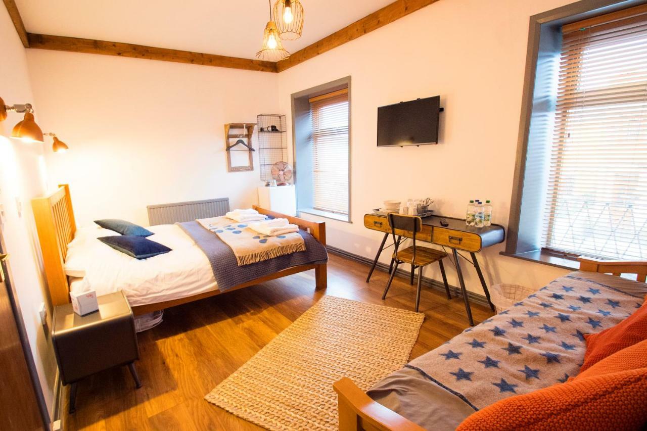 Nik The Greek Bed & Breakfast Бъри Порт Екстериор снимка