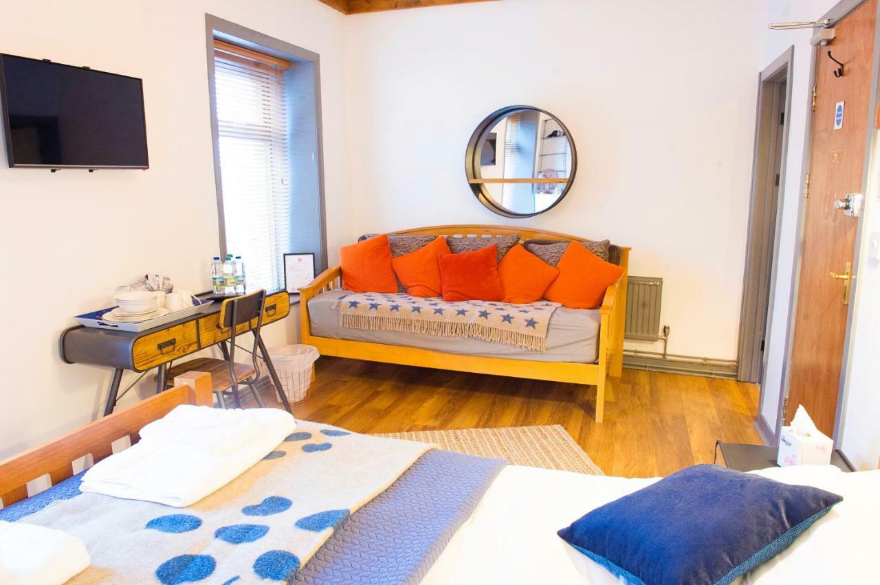 Nik The Greek Bed & Breakfast Бъри Порт Екстериор снимка